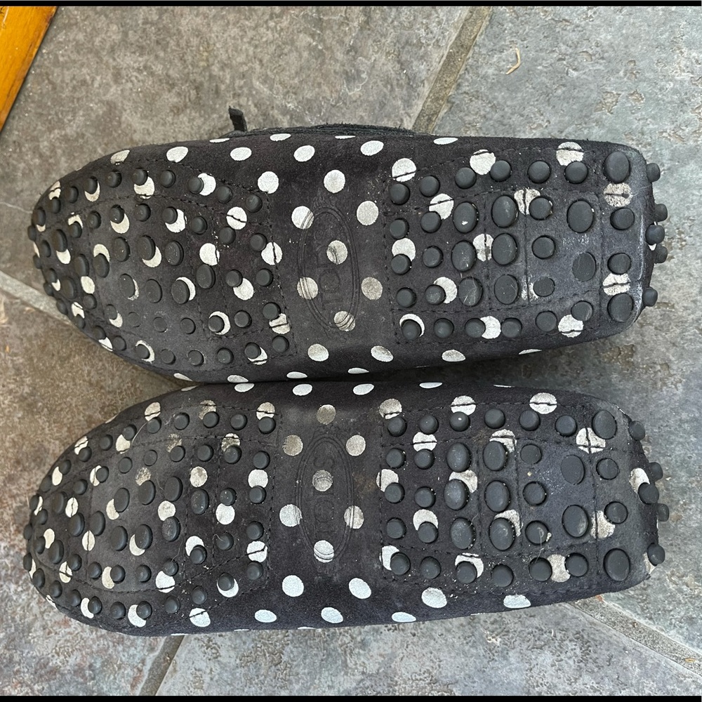 Tod’s Black & White Polka Dot Driving Loafers 34.5 - Picture 5 of 7